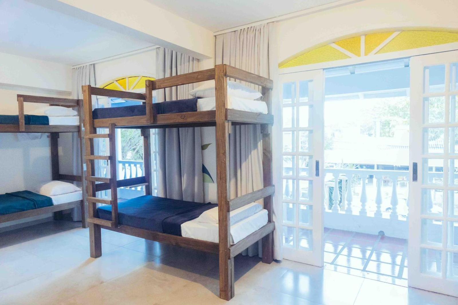 Sea Wolf - Lagoa Da Conceicao Hostel *